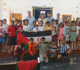 El alcalde recibe a la Asociación de Amigos del Pueglo Saharaui